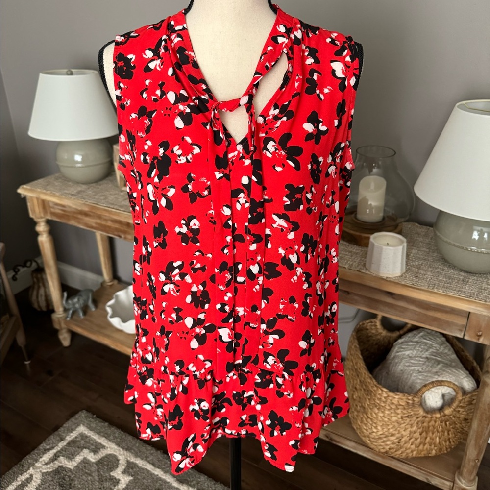 Banana Republic sleeveless blouse size M
